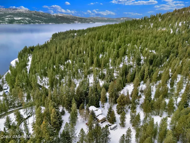 $465,000 | 32102 Highway 97, Harrison, ID 83833