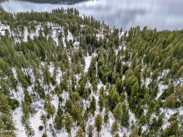 $465,000 | 32102 Highway 97, Harrison, ID 83833