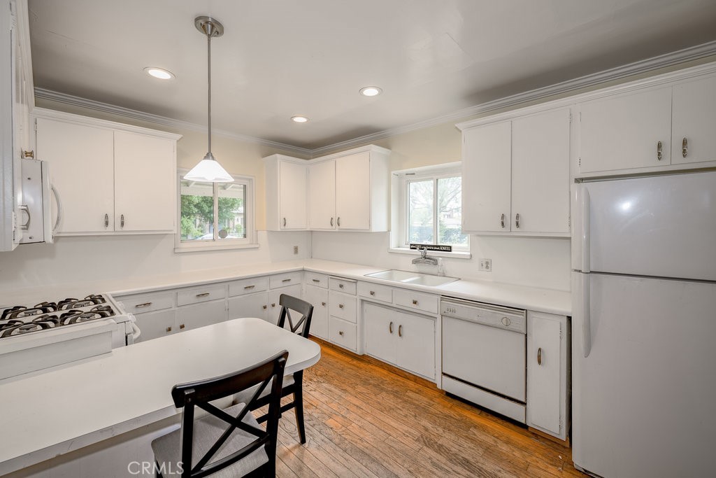 2437 Florence Avenue Arcadia, CA 91007 - Photo 12 of 34