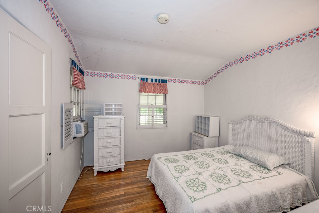 2437 Florence Avenue Arcadia, CA 91007 - Photo 13 of 34