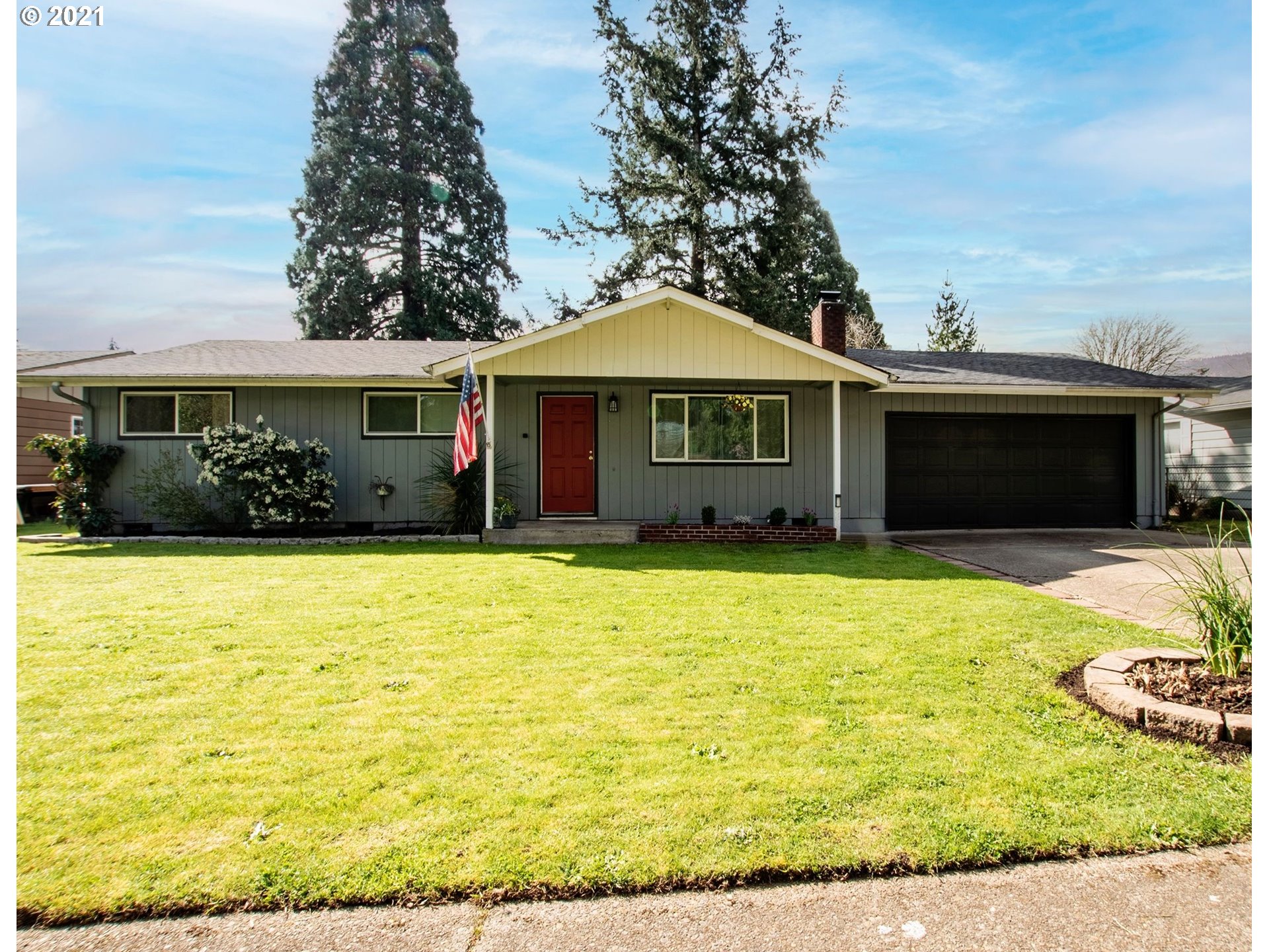 5855 Thurston Road Springfield, OR 97478 - Photo 1 of 14