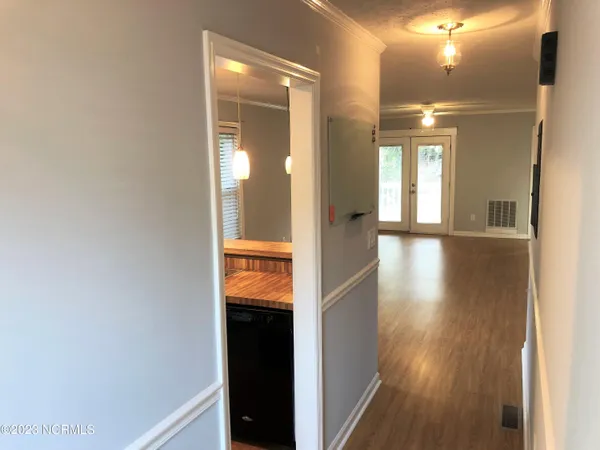 $1,400 | 1843 Savannah Court, Unit A6, Wilmington, NC 28403