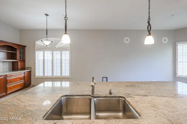 $5,600 | 7438 East Sand Hills Road, Scottsdale, AZ 85255