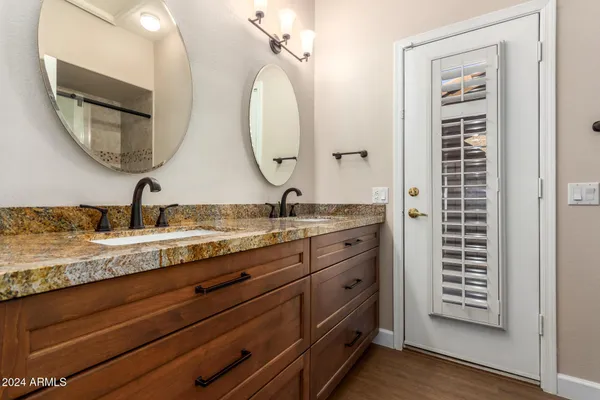 $5,600 | 7438 East Sand Hills Road, Scottsdale, AZ 85255