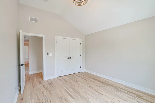 $629,000 | 7948 West 74th Avenue, Bridgeview, IL 60455