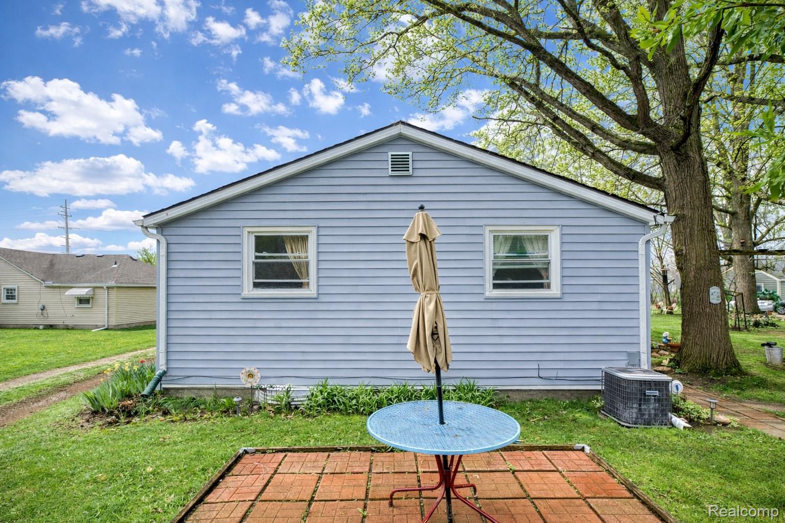 20796 Gibraltar Road Trenton, MI 48183 - Photo 26 of 31 Image 26 - Gilbalter .jpg