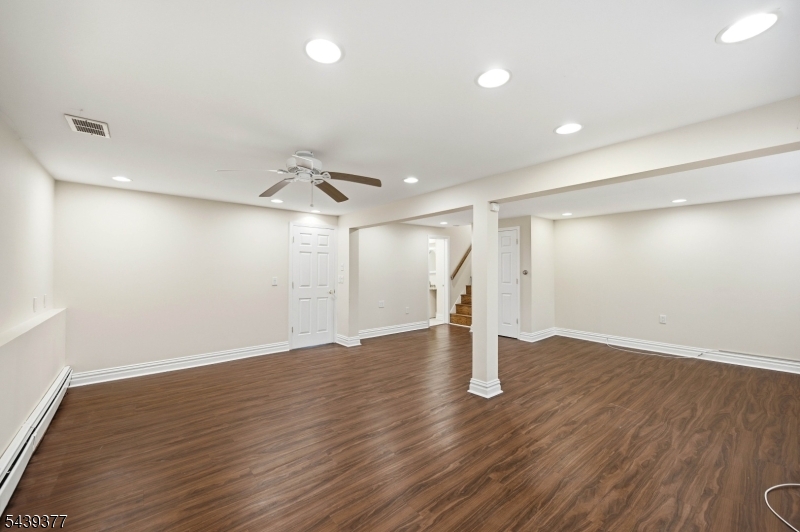 47 Crossbrook Road Livingston, NJ 07039 - Photo 27 of 35