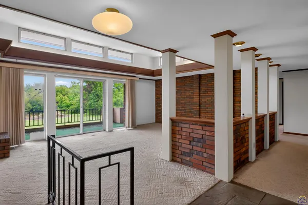 $499,900 | 5810 Southeast Croco Road, Berryton, KS 66409