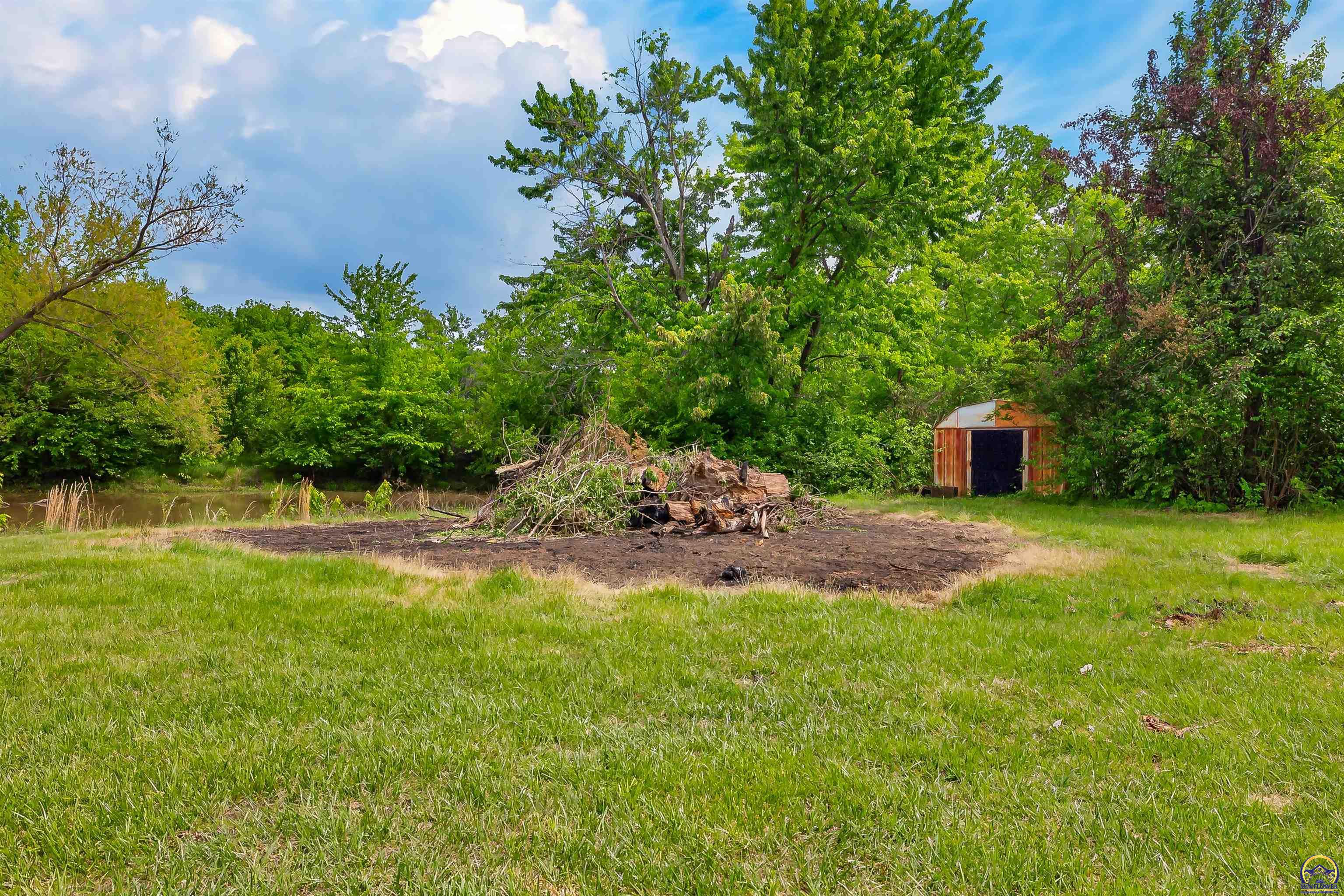 5810 Southeast Croco Road Berryton, KS 66409 - Photo 42 of 52