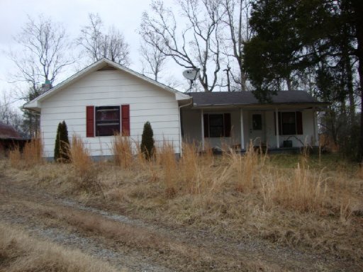 816 Back Valley Road Oliver Springs, TN 37840 - Photo 1 of 1 Primary Photo