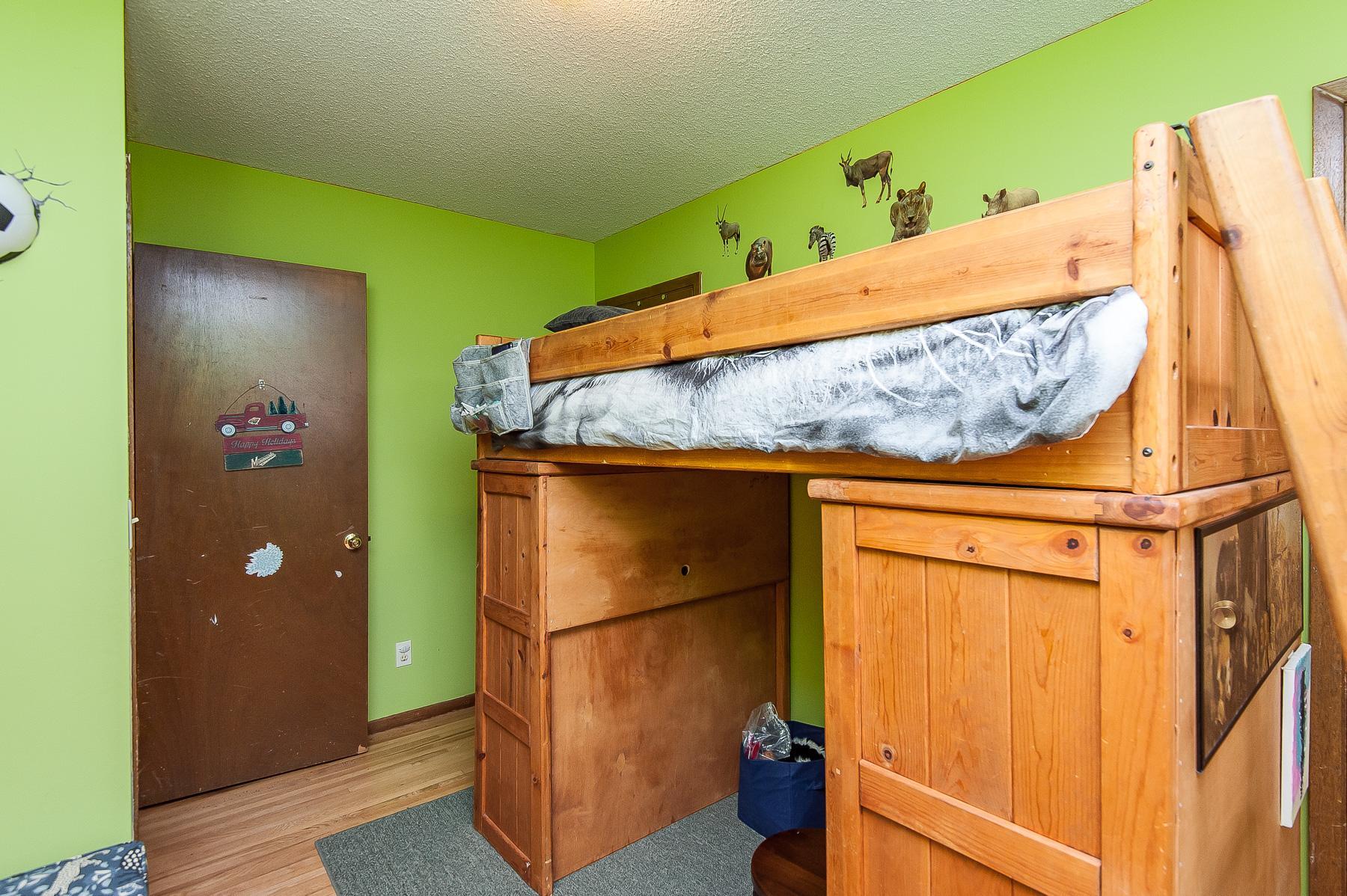 1616 34th Street Northwest Rochester, MN 55901 - Photo 12 of 22 Gallery Image 12