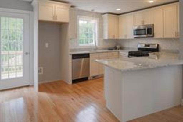 271 Riverneck Road, Unit 9 Chelmsford, MA 01824 - Photo 5 of 9 Gallery Image 5