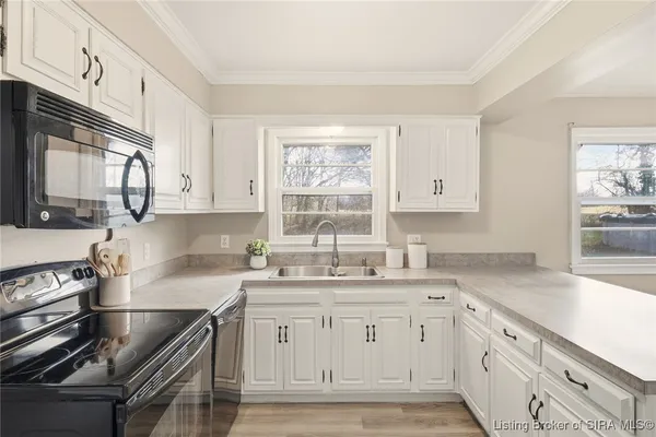 $377,000 | 12 Hollye Drive Southeast, Corydon, IN 47112