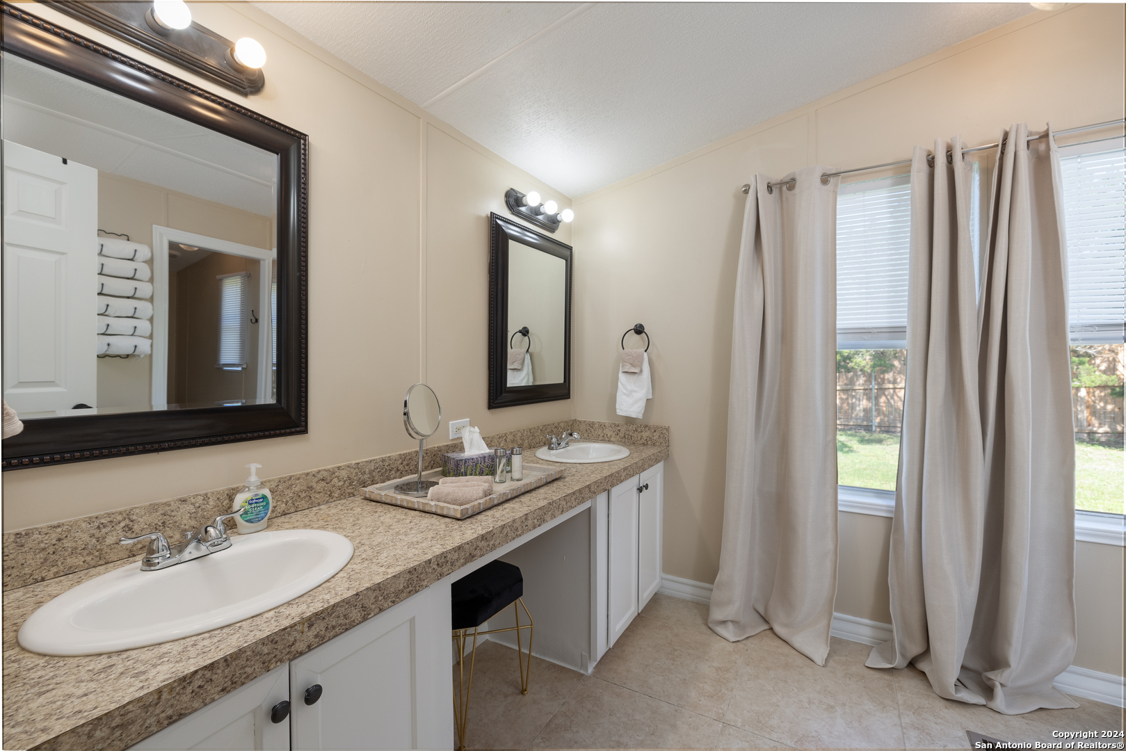 2301 Wegner Road New Braunfels, TX 78132 - Photo 13 of 21 Gallery Image 13