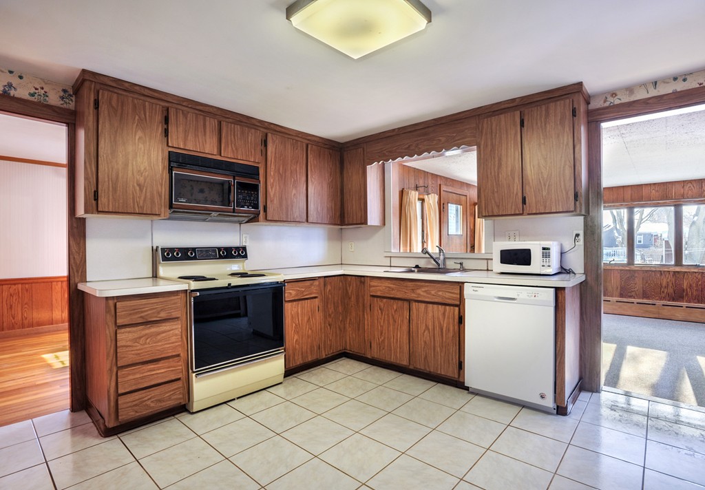 15 Viden Road Quincy, MA 02169 - Photo 11 of 26 Gallery Image 11
