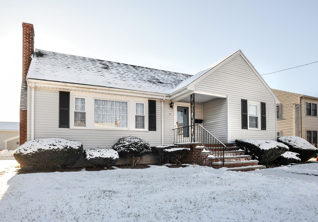 15 Viden Road Quincy, MA 02169 - Photo 2 of 26 Gallery Image 2