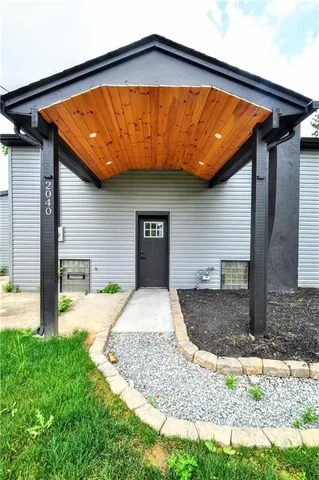 a house view with a outdoor space