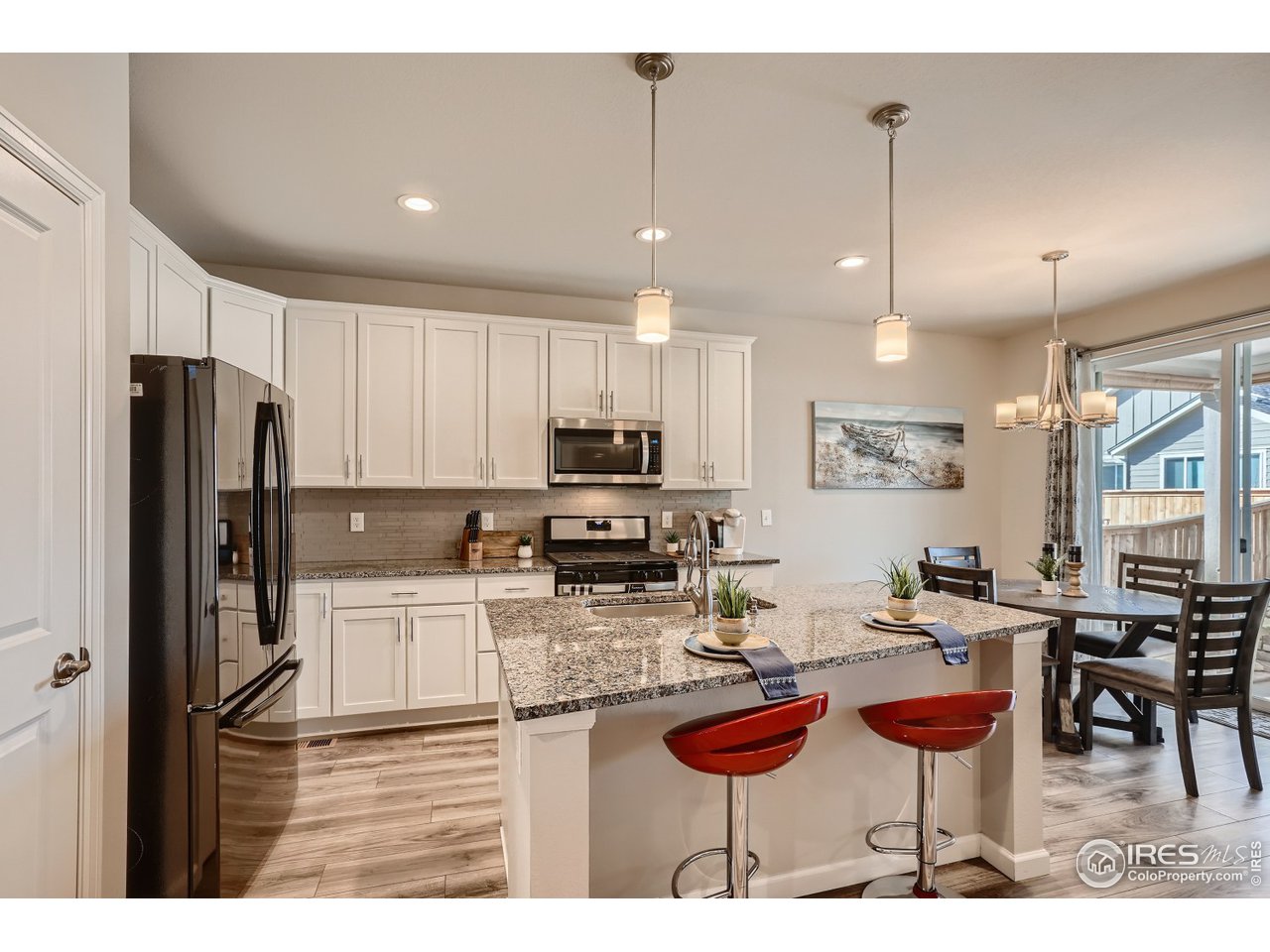 625 Ranchhand Drive Berthoud, CO 80513 - Photo 7 of 40 Kitchen