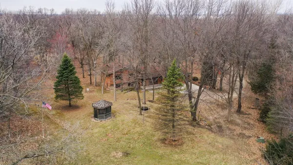 $500,000 | 9415 65th Street Northeast, Albertville, MN 55301