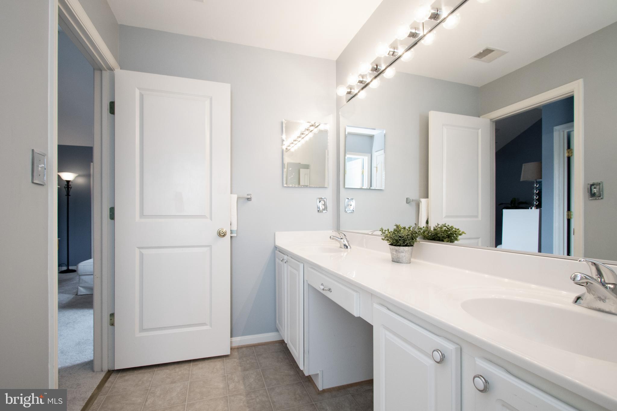9036 Ribbon Falls Loop Bristow, VA 20136 - Photo 36 of 43 Full Bath with Double Vanities
