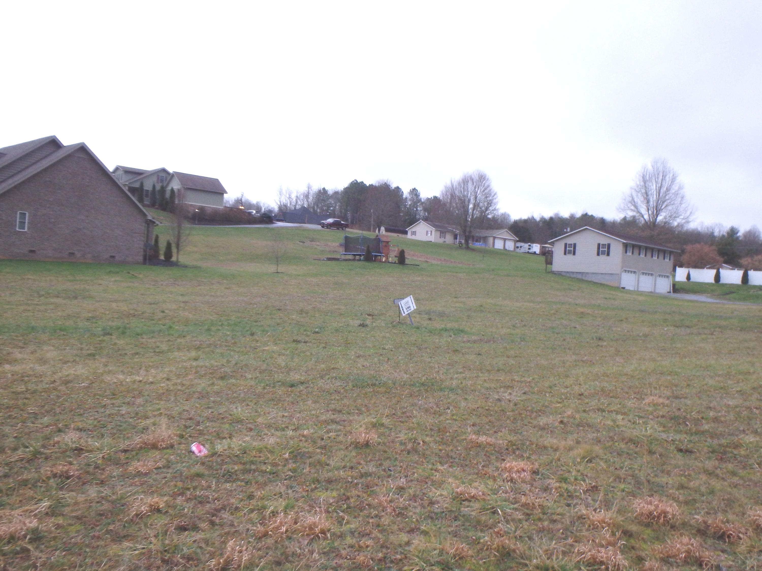 279 Max Jett Road, Unit 1 Johnson City, TN 37601 - Photo 3 of 9 P2110795