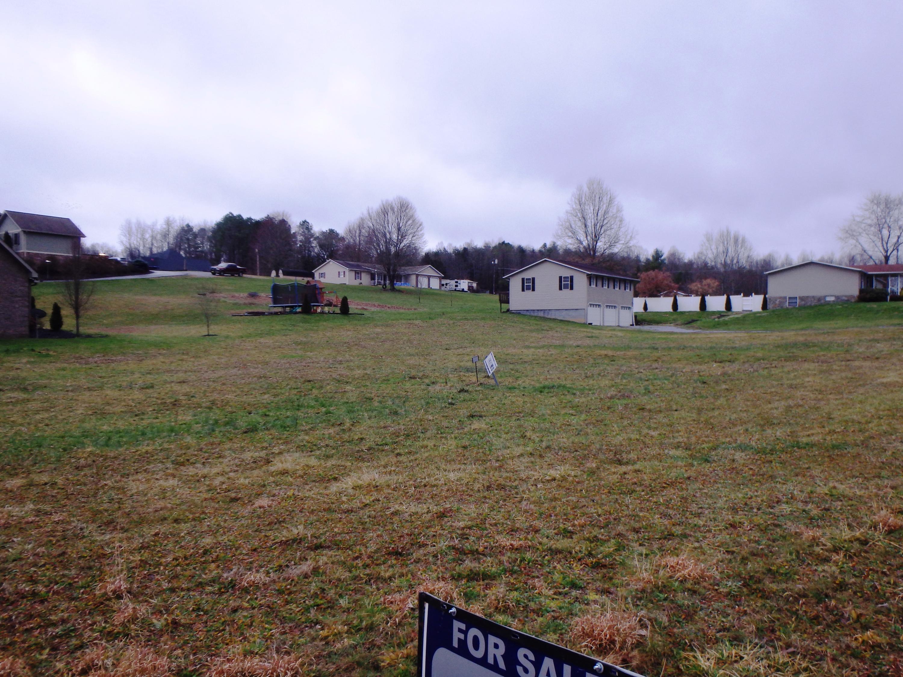 279 Max Jett Road, Unit 1 Johnson City, TN 37601 - Photo 4 of 9 P2110789