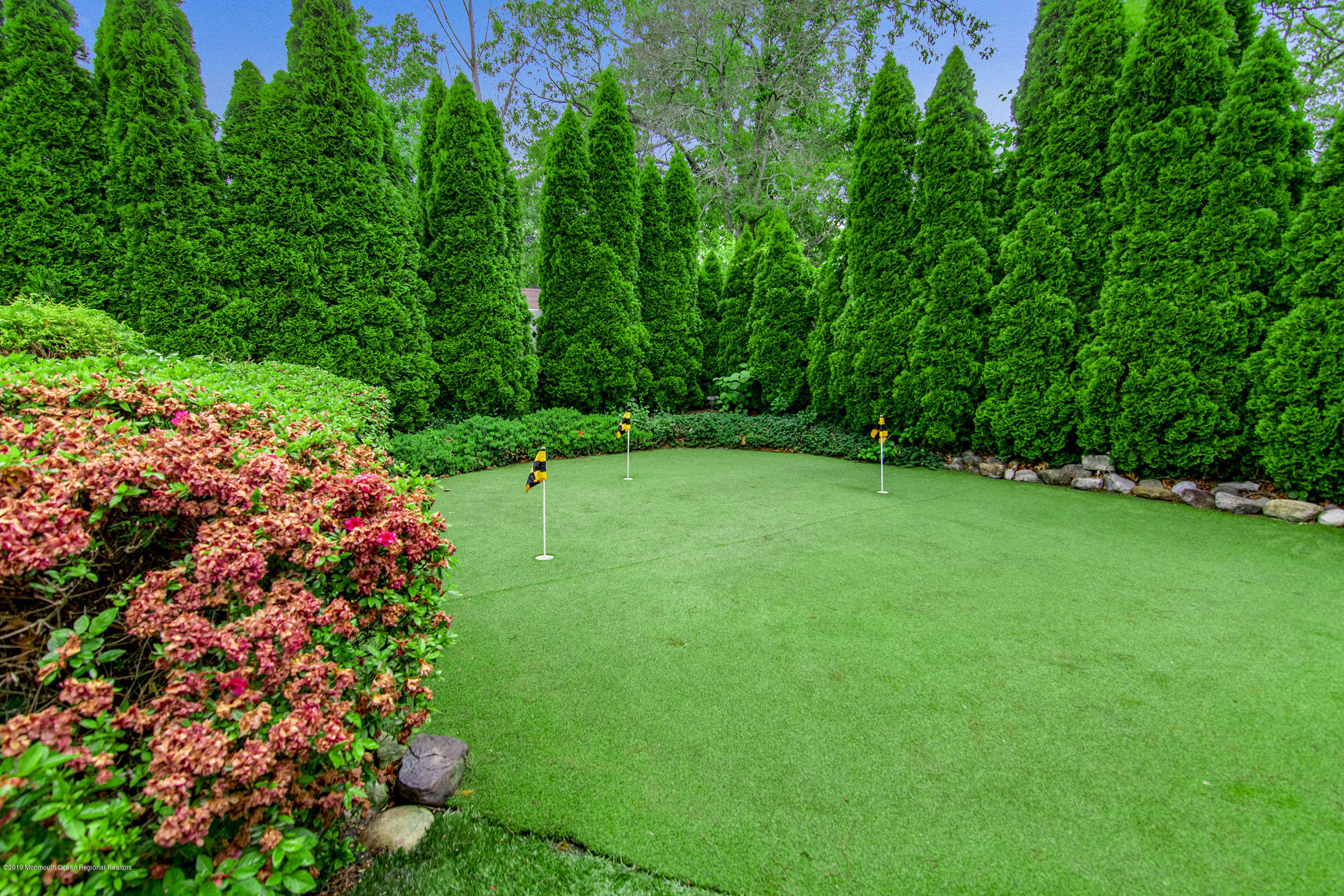 678 Windsor Road Brick, NJ 08723 - Photo 36 of 38 Putting Green