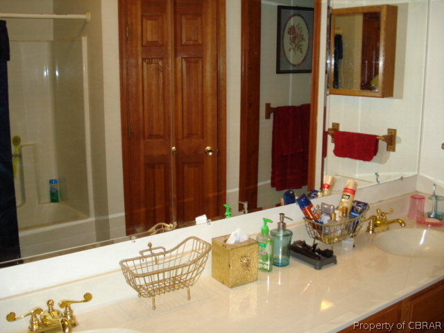 1276 Cheaneys Bridge Road Dunnsville, VA 22454 - Photo 15 of 23 Gallery Image 15