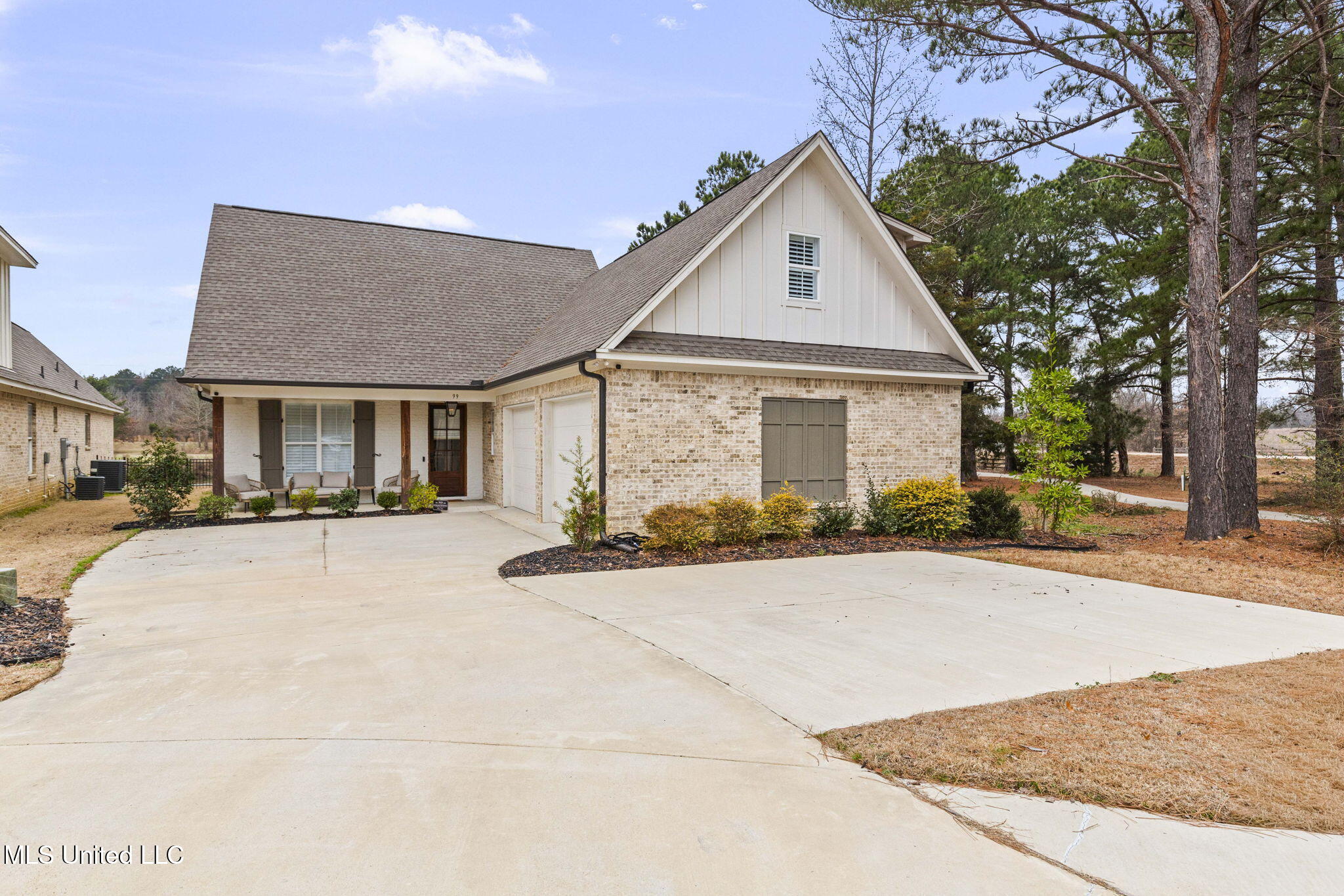 99 Harbor View Drive Madison, MS 39110 - Photo 2 of 66 Front of home 2