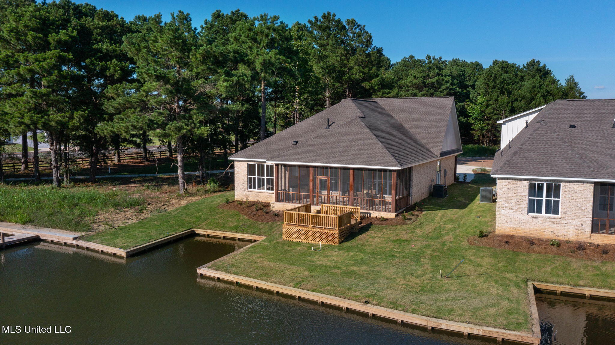 99 Harbor View Drive Madison, MS 39110 - Photo 9 of 66 Drone 3