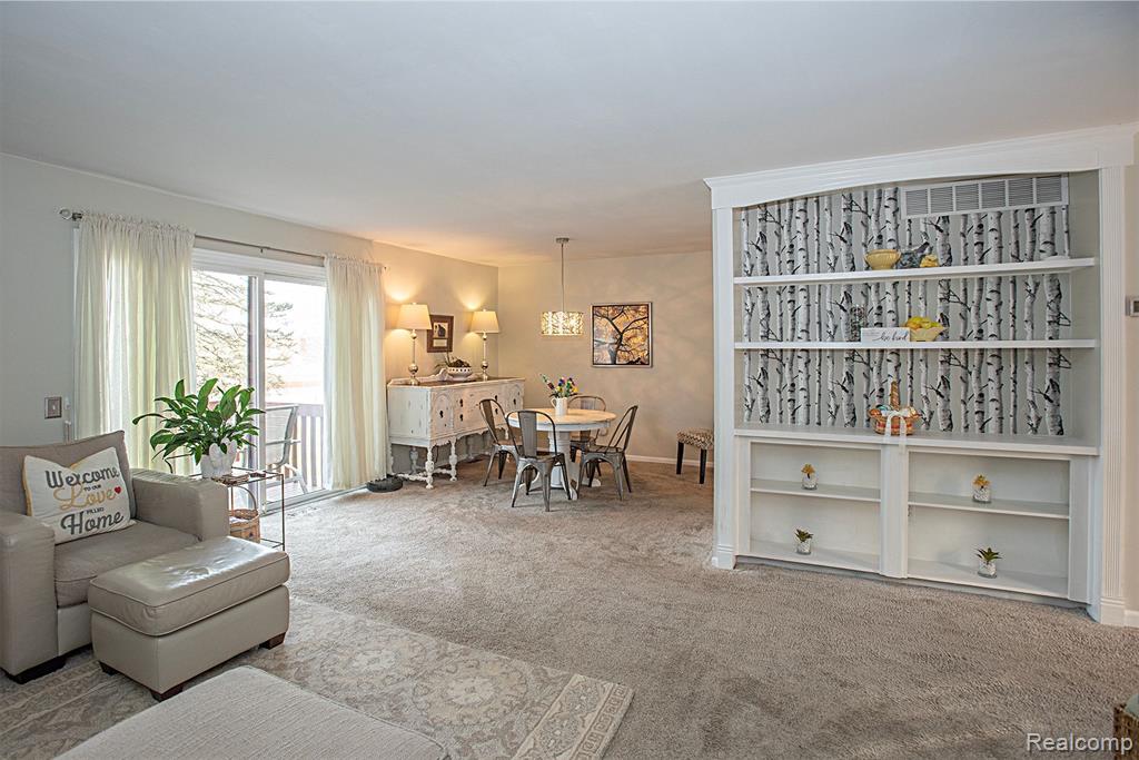 378 Willow Grove Lane Rochester Hills, MI 48307 - Photo 4 of 42