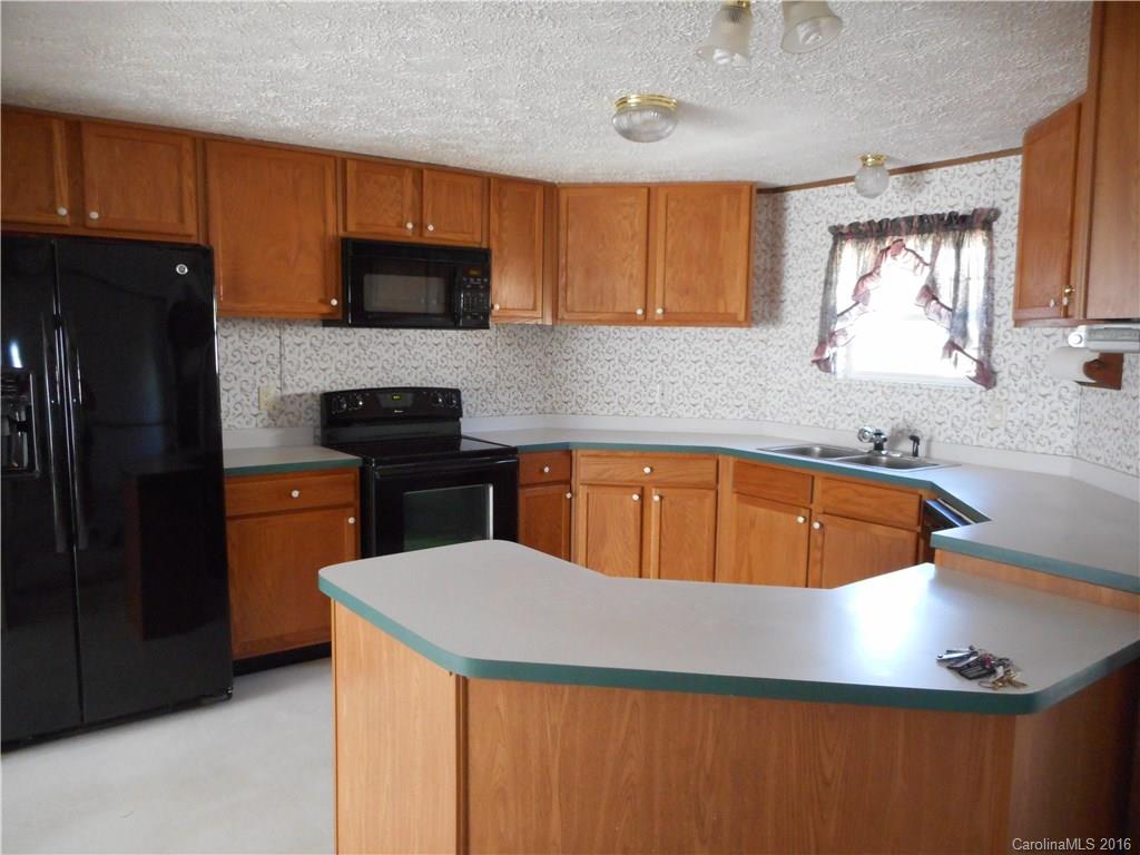 1310 Rocky River Road Lancaster, SC 29720 - Photo 6 of 14