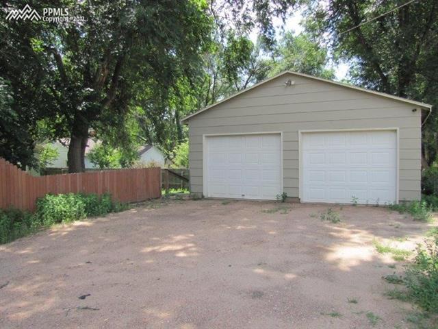 732 Alexander Road Colorado Springs, CO 80909 - Photo 16 of 21 Gallery Image 16