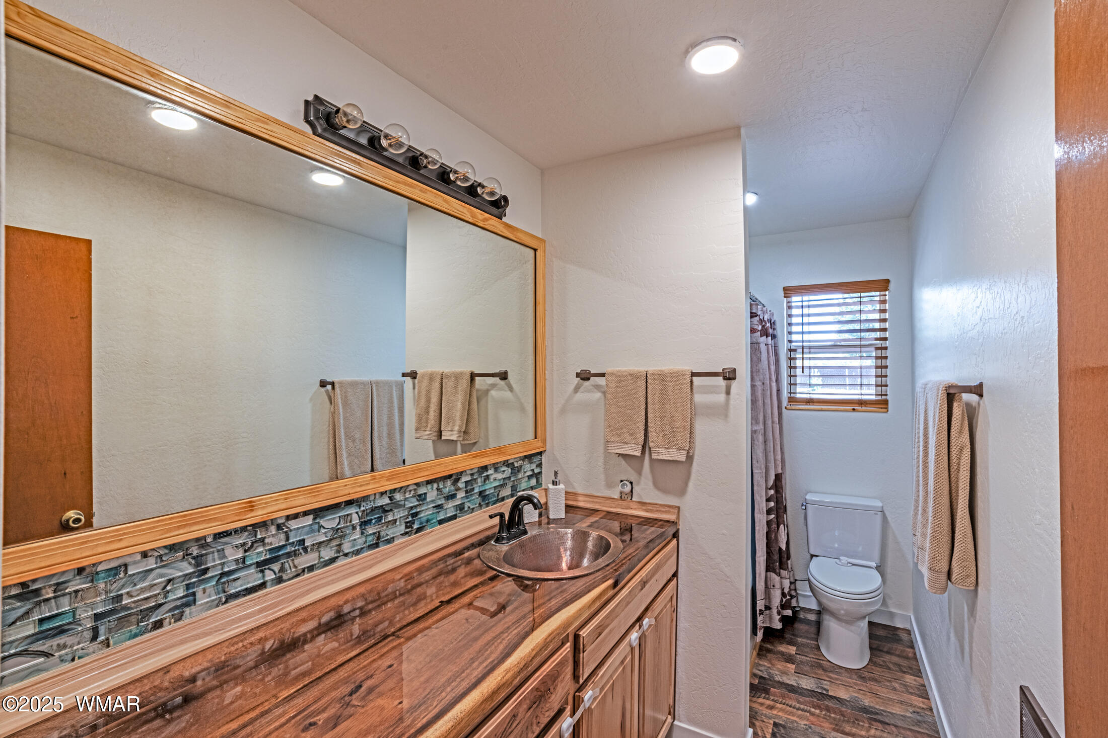 703 Backwoods Trail Lakeside, AZ 85929 - Photo 24 of 31 bathroom 2
