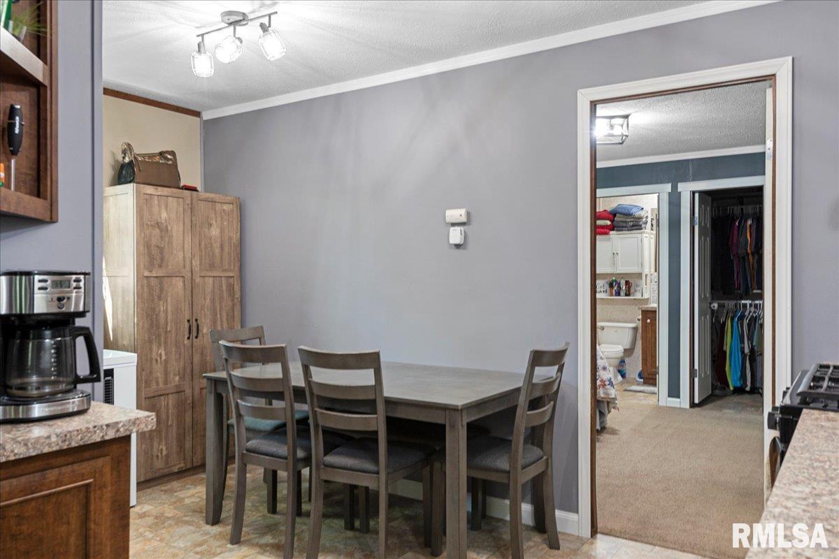 3725 North Peoria Road, Unit 111 Springfield, IL 62702 - Photo 8 of 25