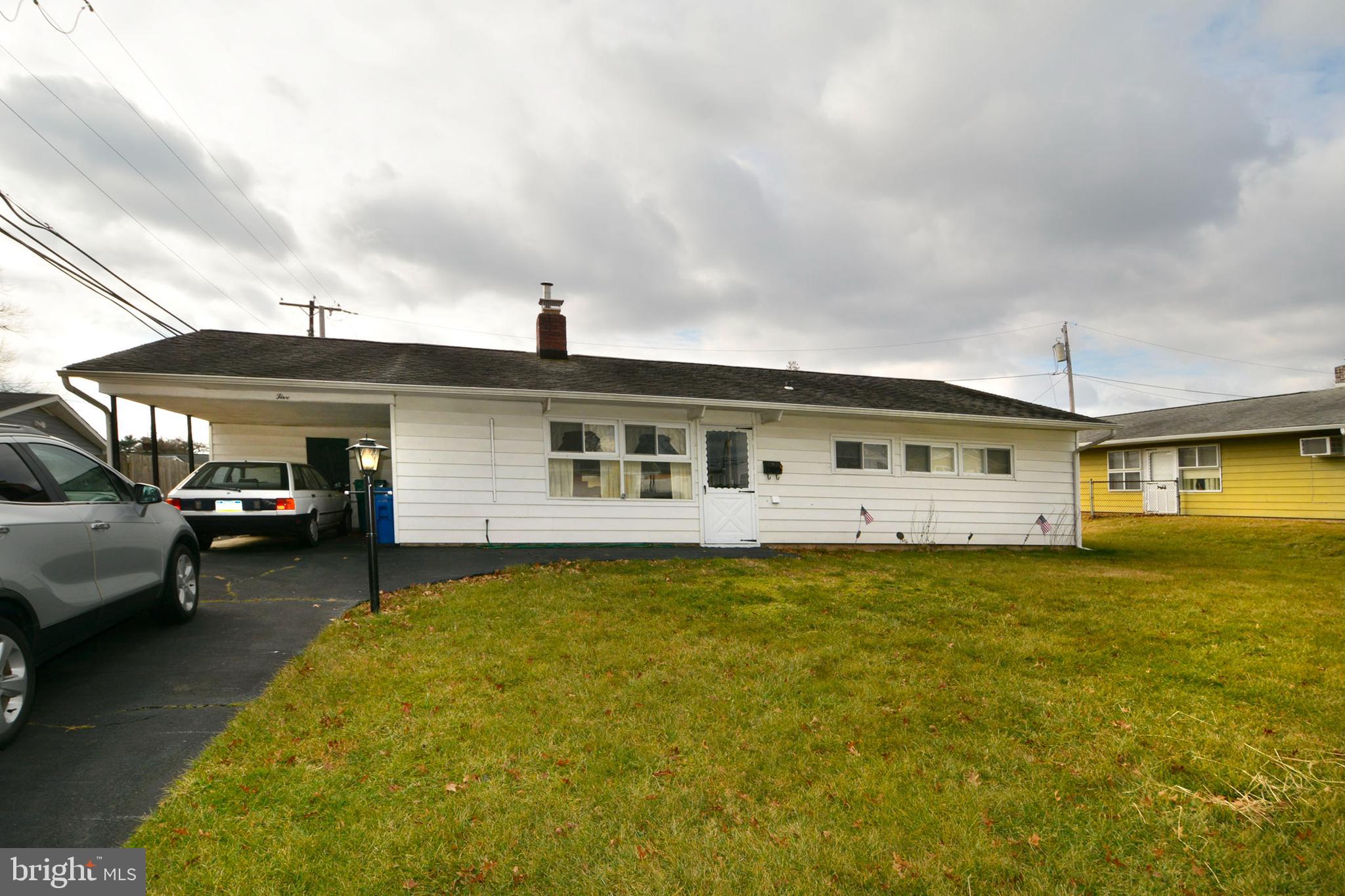 5 Bittersweet Road Levittown, PA 19057 - Photo 2 of 18 Gallery Image 2