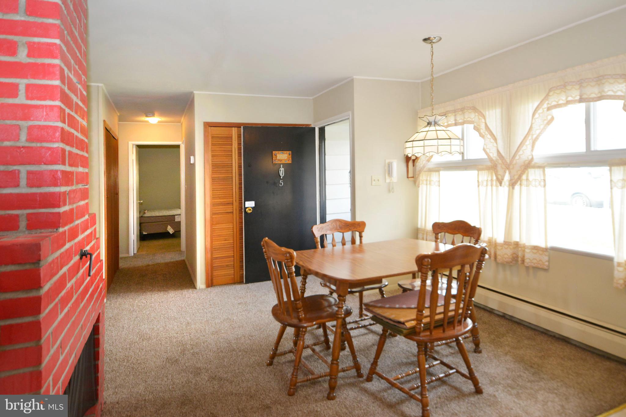 5 Bittersweet Road Levittown, PA 19057 - Photo 7 of 18 Gallery Image 7