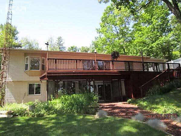 13455 White Lake Road Fenton, MI 48430 - Photo 1 of 30 21173594.JPG
