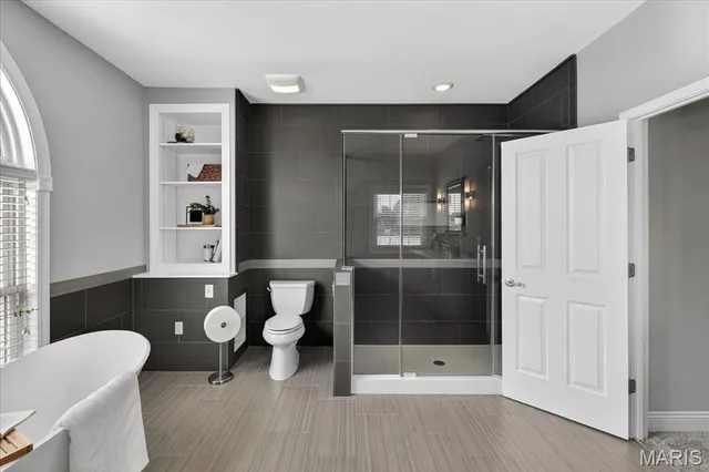 $749,000 | 112 Locksley Court, Troy, IL 62294