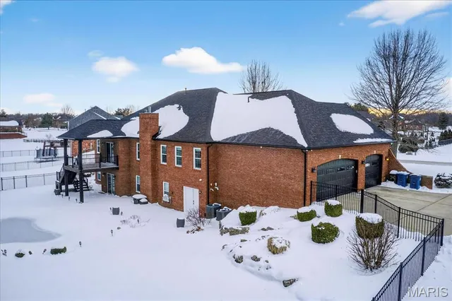 $749,000 | 112 Locksley Court, Troy, IL 62294