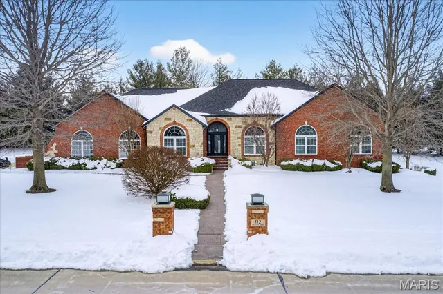 $749,000 | 112 Locksley Court, Troy, IL 62294