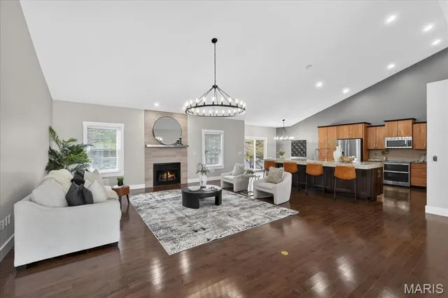 $749,000 | 112 Locksley Court, Troy, IL 62294