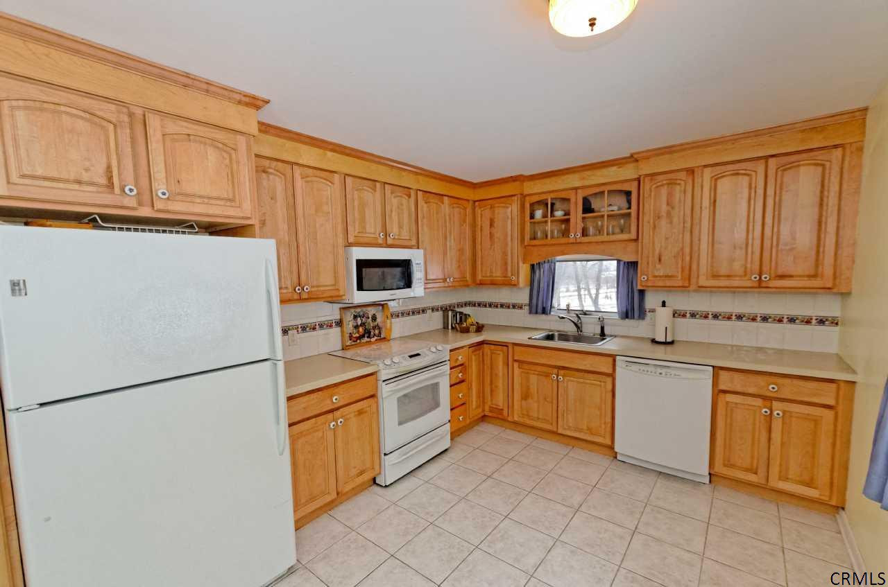 682 Barhydt Road Glenville, NY 12302 - Photo 12 of 21 Photo 12