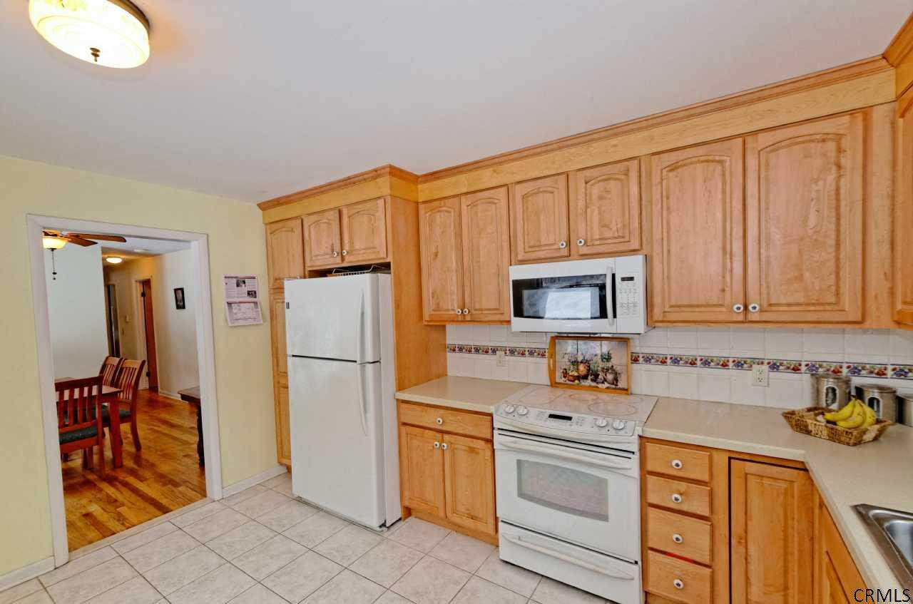 682 Barhydt Road Glenville, NY 12302 - Photo 14 of 21 Photo 14