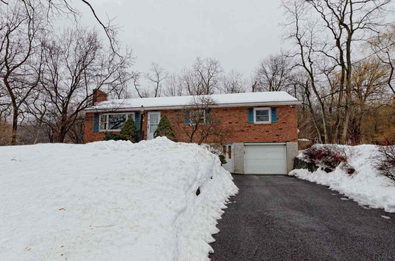 682 Barhydt Road Glenville, NY 12302 - Photo 2 of 21 Photo 2