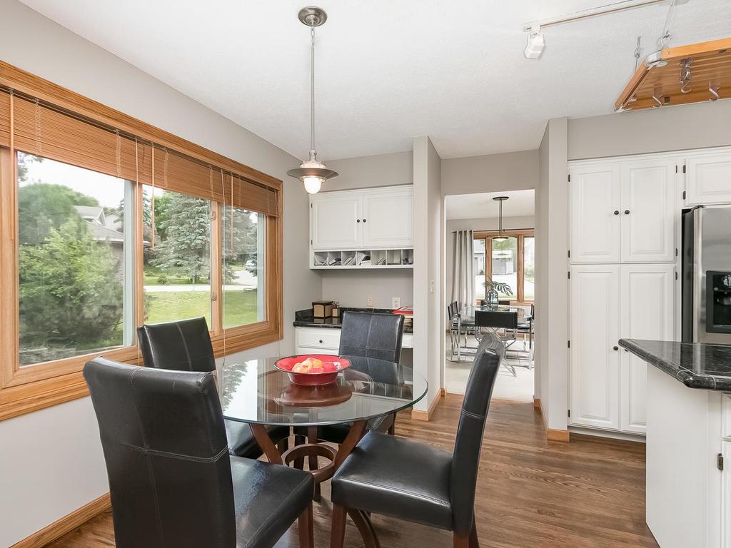 9798 Purgatory Road Eden Prairie, MN 55347 - Photo 6 of 28