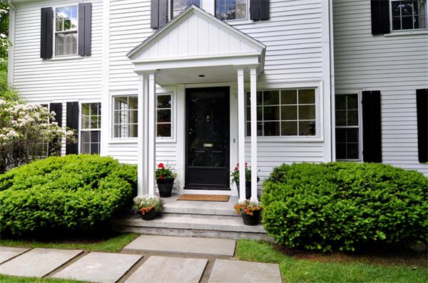 32 Percy Road Lexington, MA 02421 - Photo 3 of 19