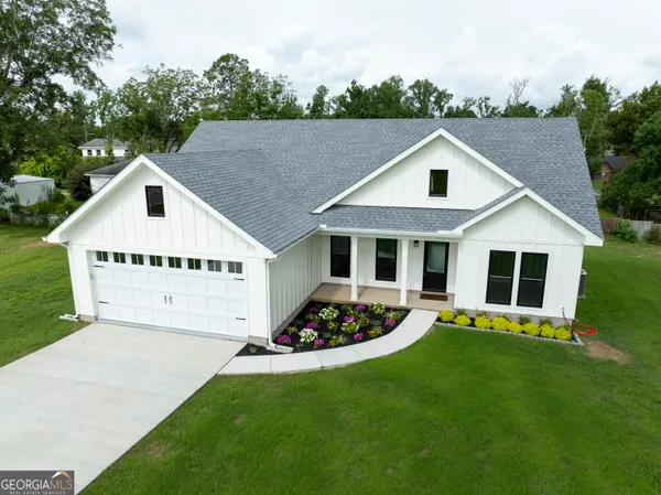 $374,000 | 713 B Clyde Boulevard, Vidalia, GA 30474
