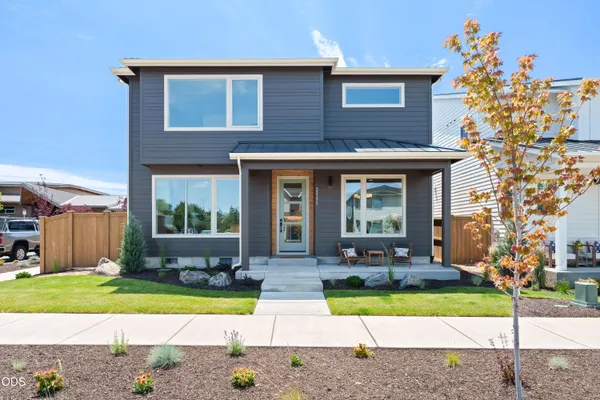 $709,900 | 21177 Northeast Beall Drive, Unit 14, Bend, OR 97701