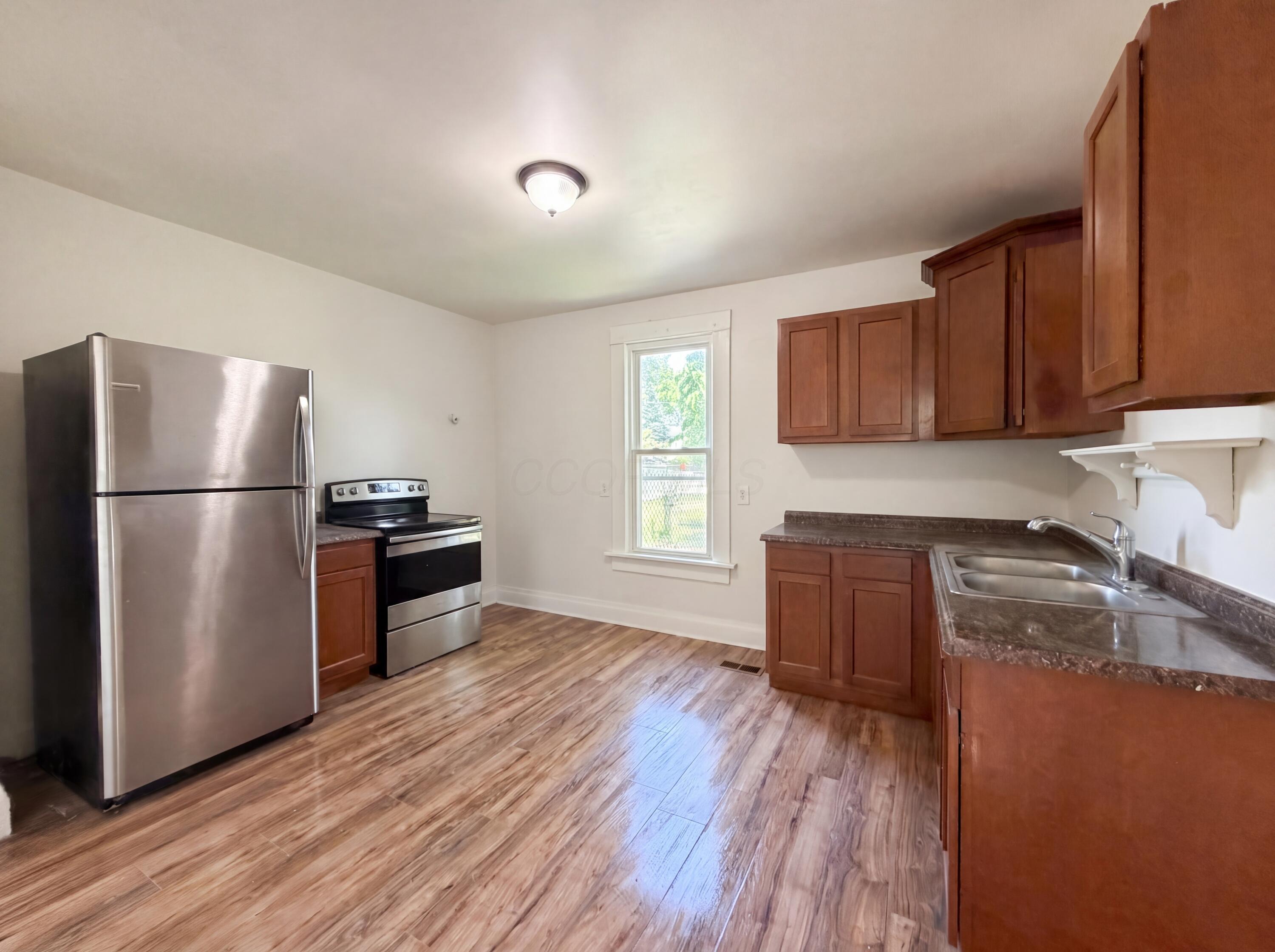 65 West Harrison Street Delaware, OH 43015 - Photo 2 of 26 listing_1